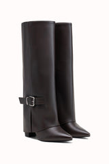 Bottes hautes talons carrés bouts pointus à rabats et boucles