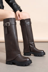 Bottes hautes à plateformes et boucles