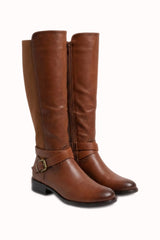 Bottes cavalières hautes à brides croisées et boucles