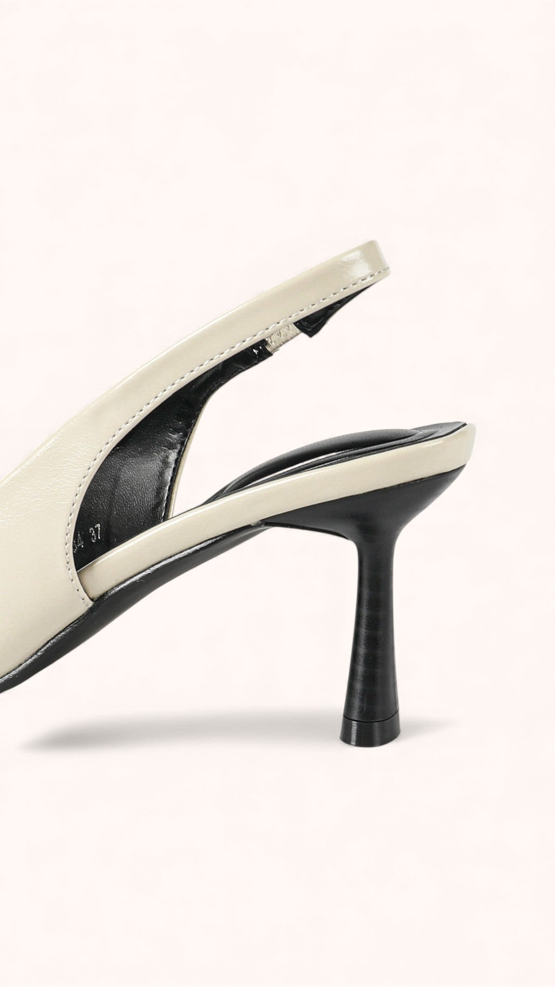 Escarpins Slingback vernis plissés