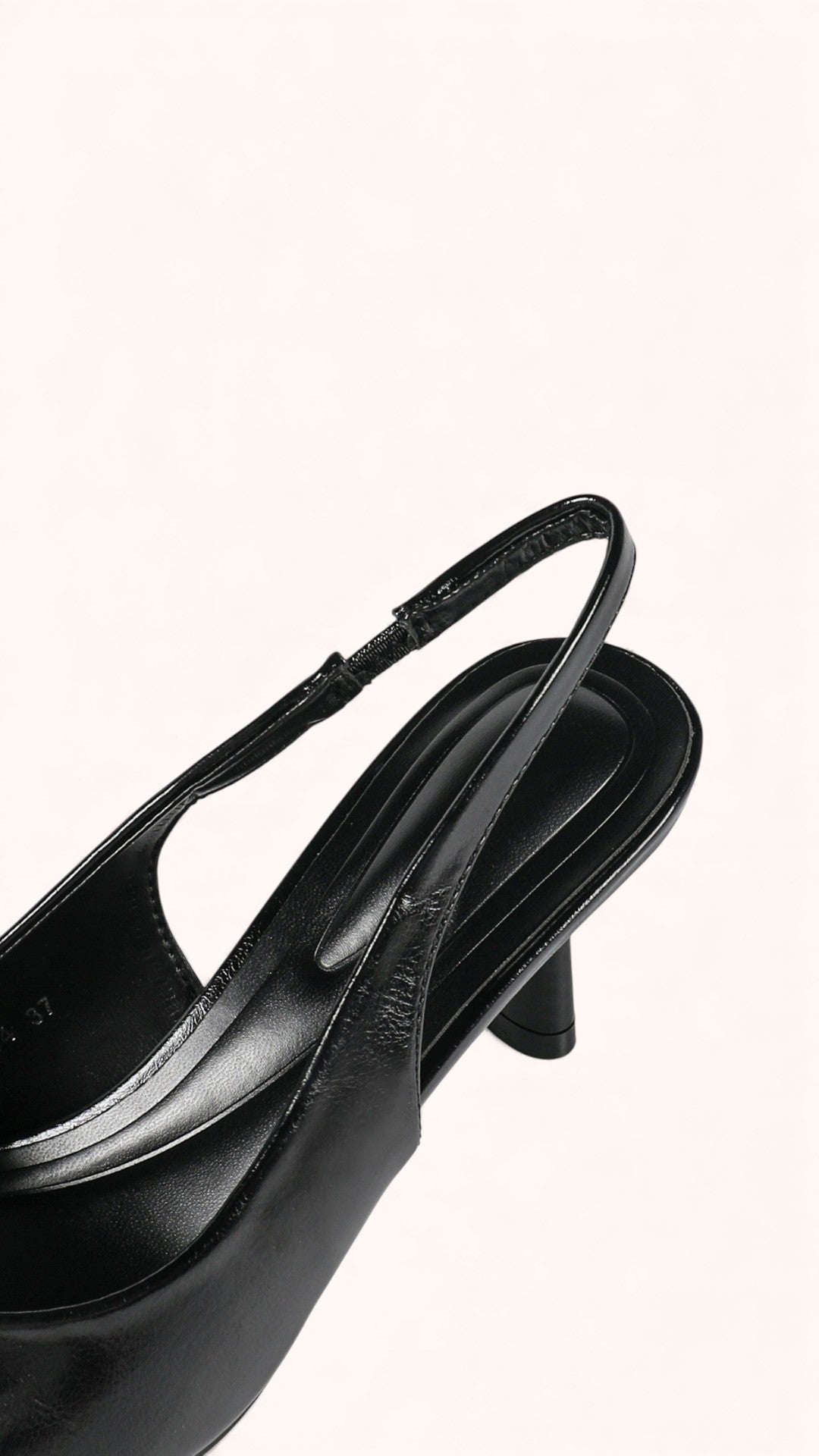 Escarpins Slingback vernis plissés