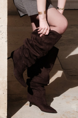 Bottes hautes plissées slouchy à talon kitten heel et bout pointu